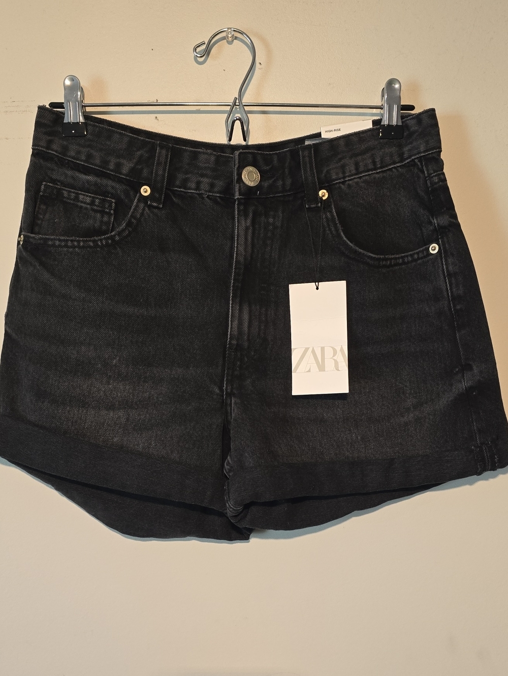 Zara Black High-Rise Denim Shorts Size 6